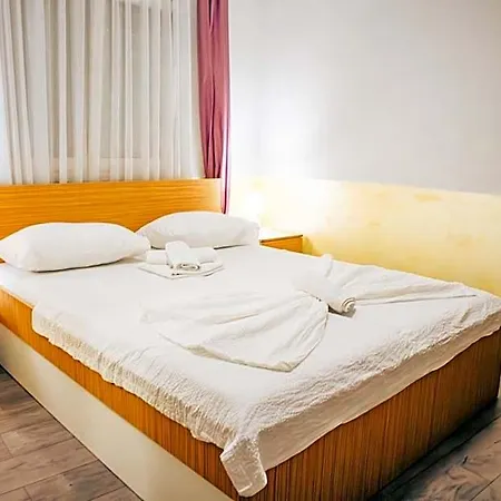 Nur Hotel
